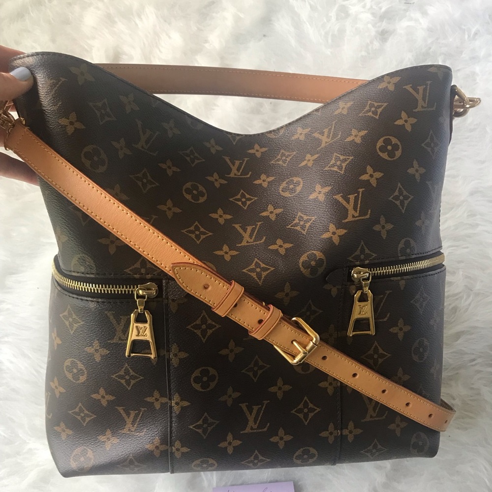 🌸🌸 LOUIS VUITTON MELIE  MONOGRAM AUTHENTIC 🌸🌸